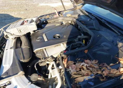 2015 Mercedes-Benz C 300 4Matic z USA, uszkodzony, nr VIN 55SWF4KB5FU031249